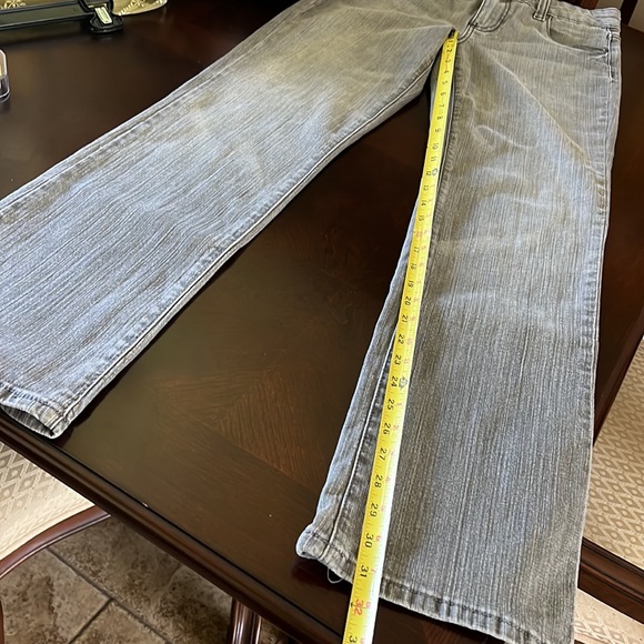 Common Genes Women’s stretch gray color denim jeans straight leg size 4 - Picture 8 of 17